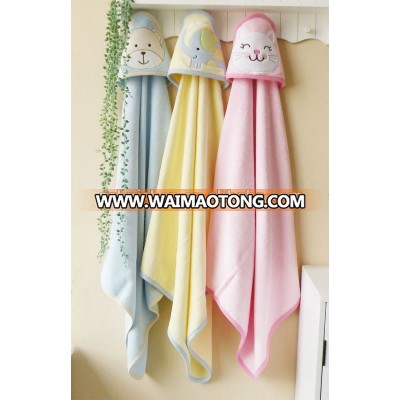 mom and bab 2012 Autumn baby clothes 100% cotton embroider hooded towel